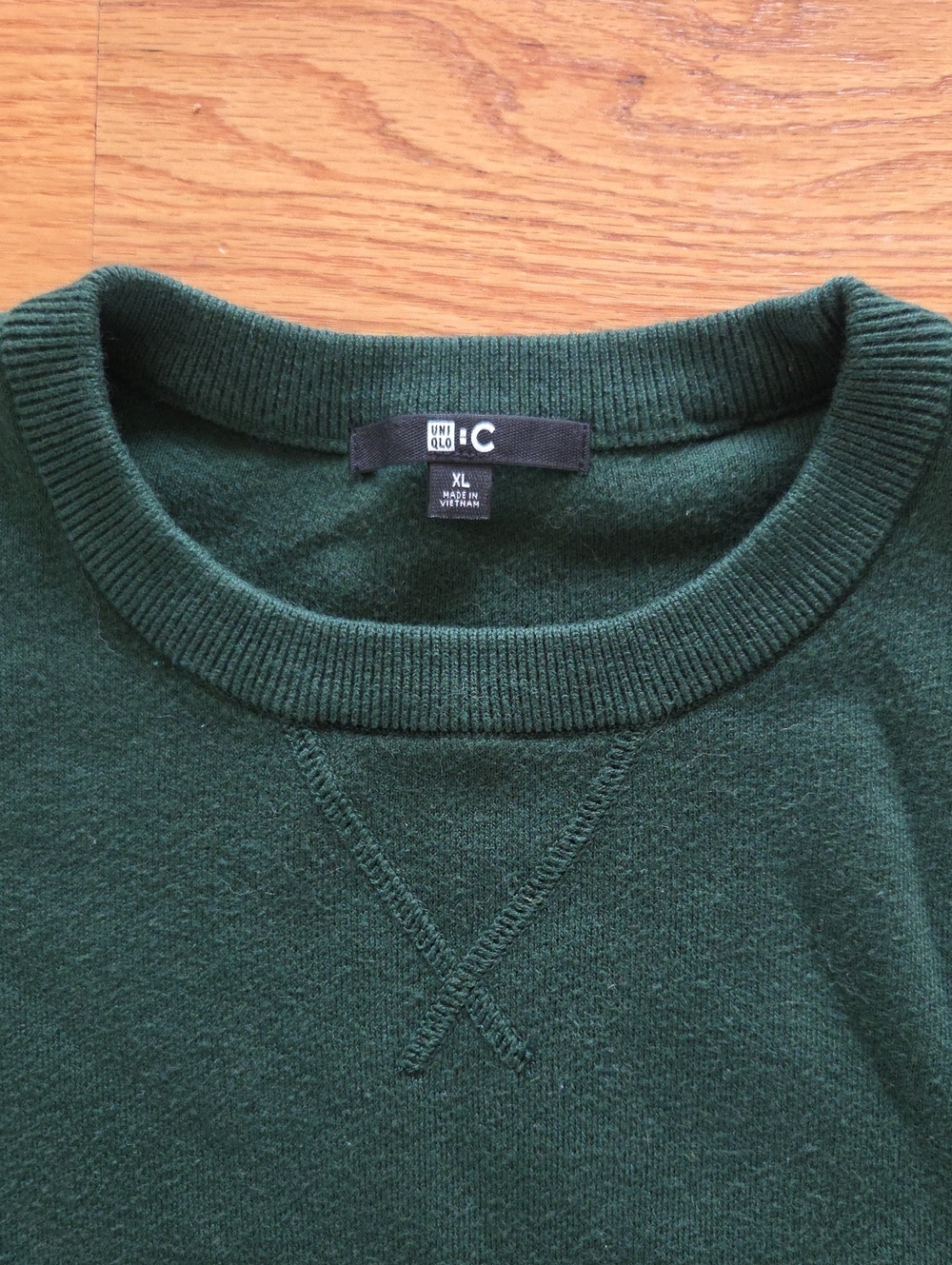 Uniqlo Forest Green Crewneck Sweater Size XL